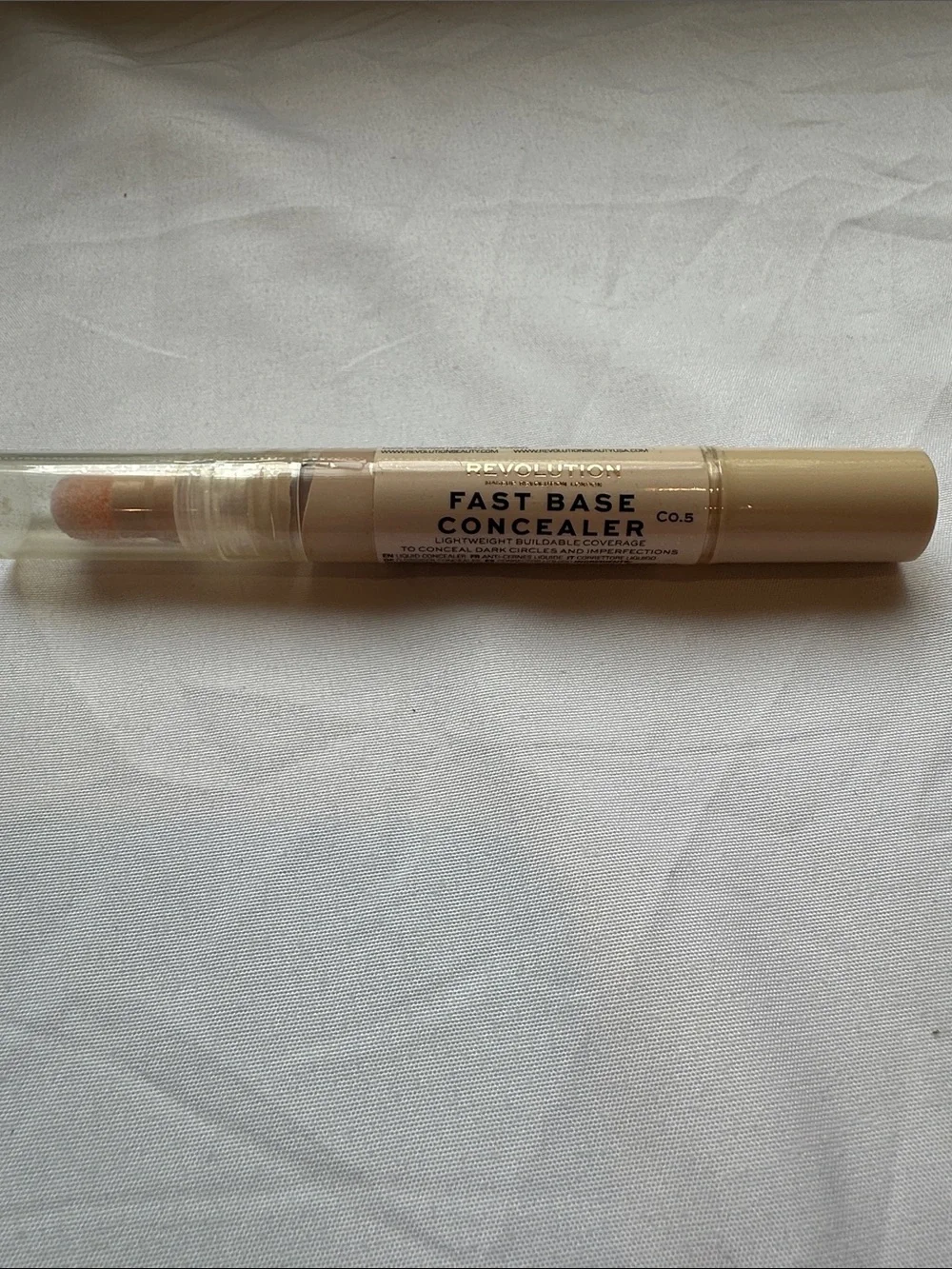 Makeup Revolution Fast Base Concealer Shade C0.5 New